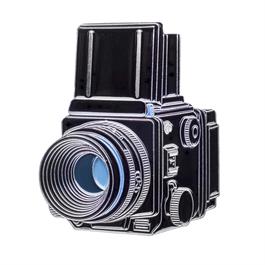 Official Exclusive Mamiya RZ67 Camera Pin Badge thumbnail
