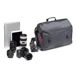 Manfrotto Lifestyle Manhattan Speedy 30 Messenger Bag for DSLR/Mirrorless Camera thumbnail