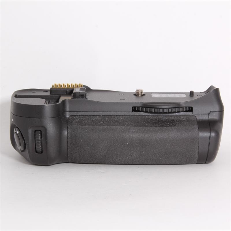 Used Nikon MB-D10 Battery Grip | Excellent | Un-Boxed | Park Cameras