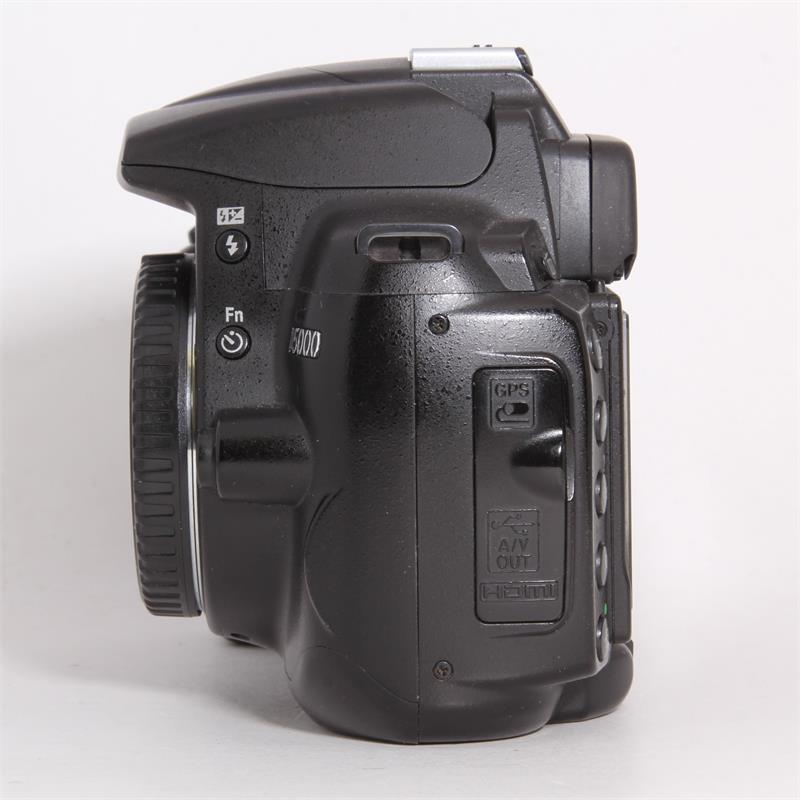 Nikon d5000 body фото