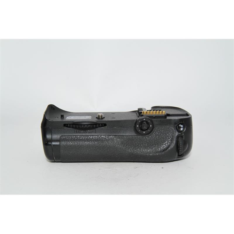 Used Nikon MB-D10 Grip | Well Used | Unboxed | Park Cameras