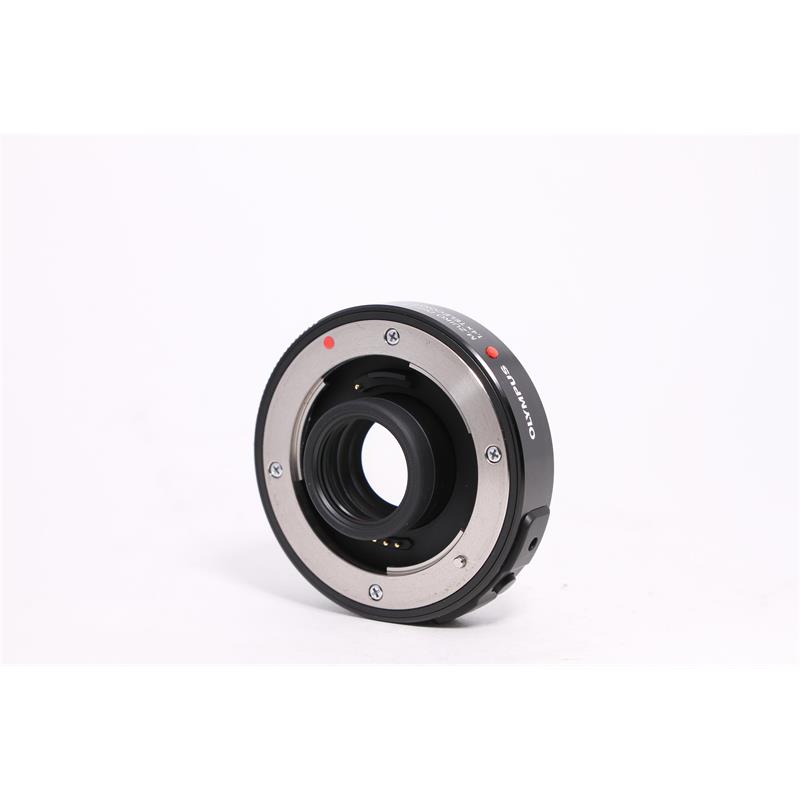 Aazon.co : Olypus C-14 1.4X Teleconverter For The 40-150 And