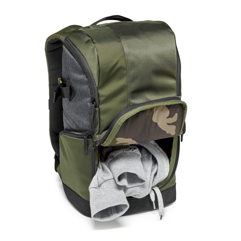 best mirrorless camera backpack for travel